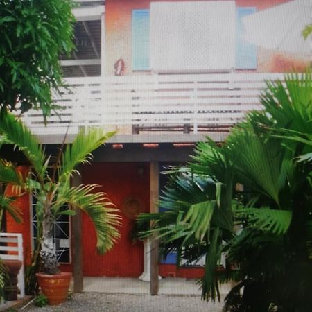Mikuzi Hotel คิงส์ตัน ภายนอก รูปภาพ
